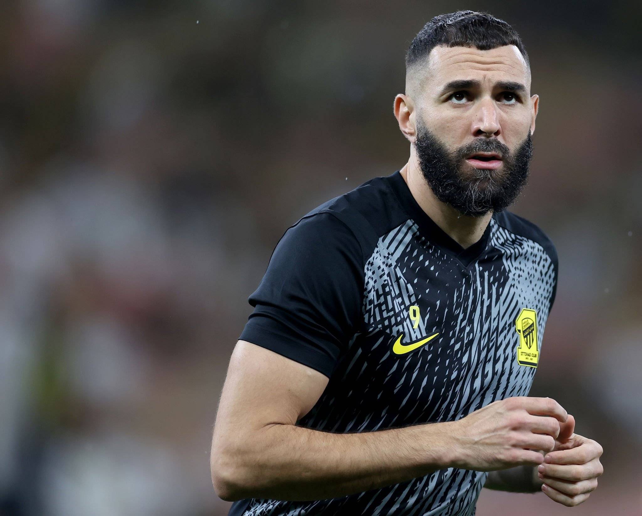 官方游戏-关于阿森纳训练开放日；今夜状态回暖引欢呼；英超在即；资深球员宣示担当的信息